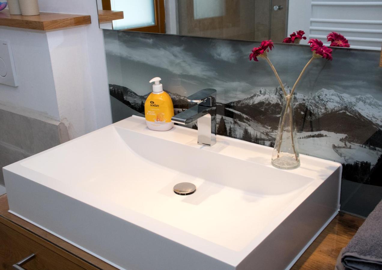Ferienhaus Gasteg Maria Alm am Steinernen Meer Bagian luar foto